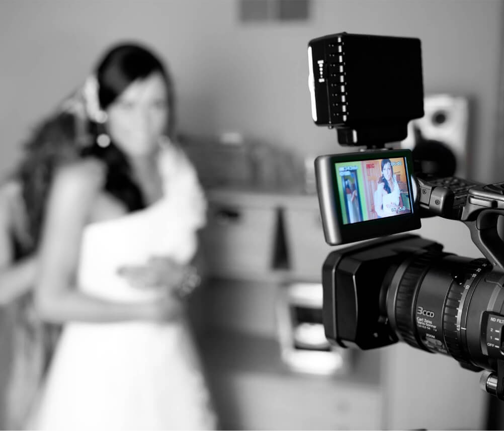 خدمات التصوير الاحترافي الفوتوغرافي والفيديو والمونتاج في قطر لحفلات الزواج والأعراس - نيو ويفز Wedding Photography and Videography Service in Qatar